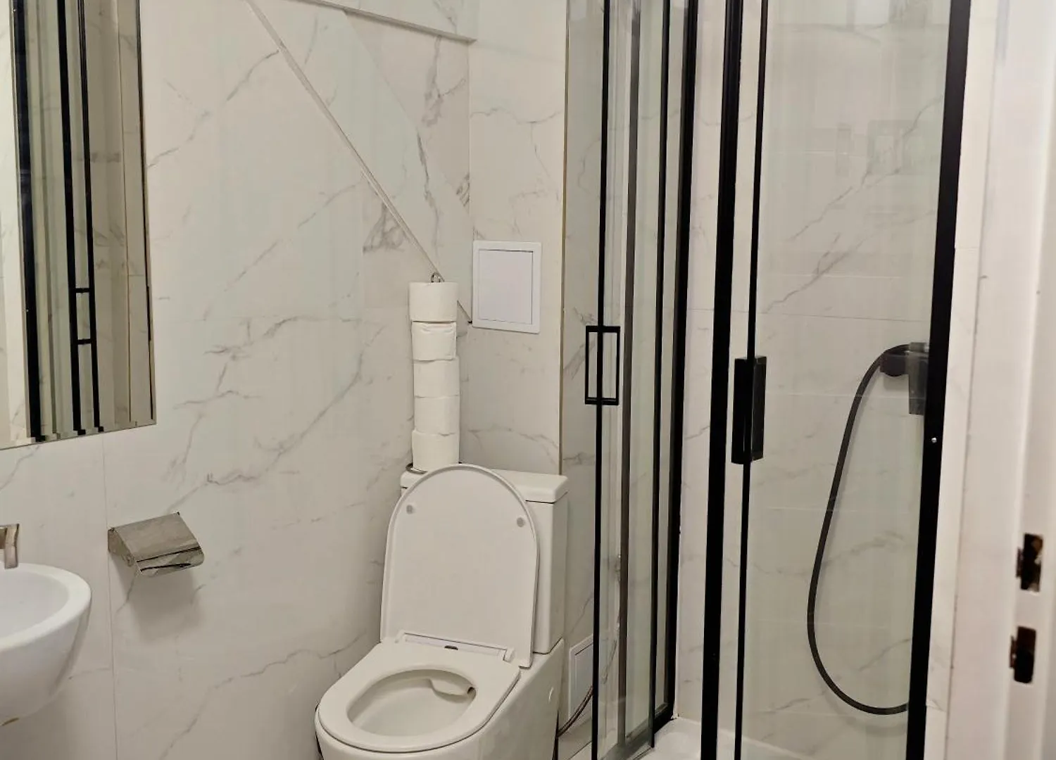 Apartamenty Hoza Attic Studio Warszawa
